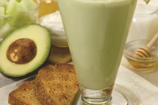 Avocado-Melon-Breakfast-Smoothie_WhatsCookingBreakfast