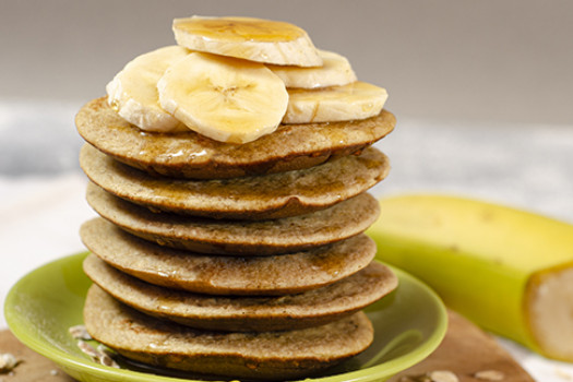 BananaOatmealPancakes_527x323