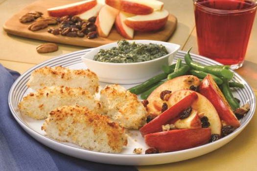 Easy-Oven-Fish-with-Spinach-Basil-Dipping-Sauce-Spiced-Apples_MealStringBeansWhatsCooking