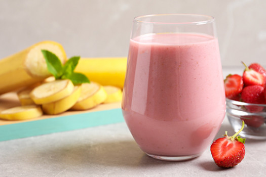 FruitAndYogurtBreakfastShake_527x323