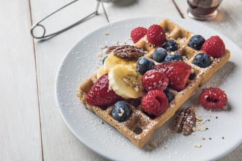 Oatmeal-Pecan-Waffles_3