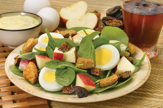 Image titled: Spinach-Salad-with-Apples-and-Eggs